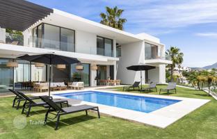 5-комнатная вилла 744 м² в Бенаависе за 3 950 000 €