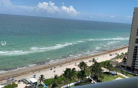 Стильные апартаменты с видом на океан в резиденции на первой линии от пляжа, Халландейл Бич, Флорида, США за $839 000