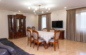 Прекрасная 5-комнатная квартира в престижном районе Тбилиси с видом на Горы! за $123 000