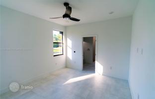 3-комнатный дом 195 м² в Лихай-Эйкерс за $395 000
