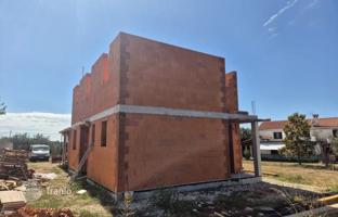 3-комнатный дом 208 м² в Умаге за 370 000 €