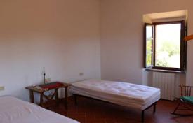 4-комнатная вилла 300 м² в Помаранче, Италия за 650 000 €