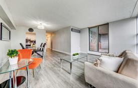 Квартира на Эглинтон-авеню Восток, Торонто, Онтарио,  Канада за C$754 000
