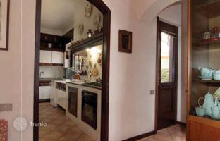 Земельный участок 696 м² в Кастильоне-делла-Пеская за 1 930 000 €