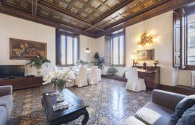 Две квартиры в старинном здании в престижном районе, Флоренция, Италия за 4 430 000 €
