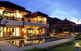 Вилла с бассейном в резиденции со спа-центром, теннисными кортами и гольф-клубом, Пхукет, Таиланд за $4 500 в неделю