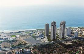 Современные апартаменты с двумя террасами и видом на море в светлой резиденции, недалеко от пляжа, Нетания, Израиль за $1 600 000