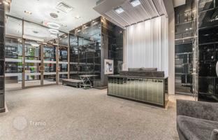 2-комнатная квартира на Броадвью-авеню за C$1 071 000