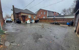 6-комнатный дом в Йорке за C$2 073 000