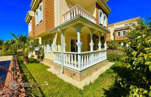 4-комнатная вилла 250 м² в Инжекуме. Цена по запросу