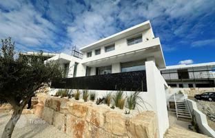 7-комнатная вилла 350 м² в Агиос Тихонасе за 1 900 000 €
