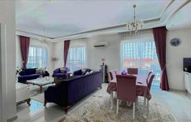 Меблированная двухуровневая квартира в 400 метрах от моря, Махмутлар, Турция за $419 000