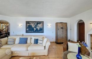 3-комнатный коттедж 329 м² в Аликанте за 1 700 000 €