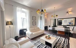 5-комнатная квартира 150 м² в Пуле за 385 000 €