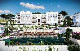 Светлая квартира в новом комплексе с бассейном, Бодрум, Турция за $274 000