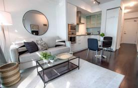 Квартира на Йорк-стрит, Олд Торонто, Торонто,  Онтарио,   Канада за C$800 000