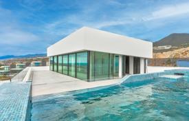 Двухэтажная новая вилла с бассейном, гаражом и прекрасными видами в Гиа‑де-Исора, Тенерифе, Испания за 2 985 000 €