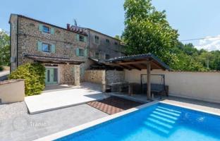 4-комнатный дом 115 м² в Мотовуне за 299 000 €