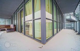 5-комнатная квартира на бульваре Форт-Йорк за C$921 000