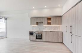 Квартира на Батерст-стрит, Торонто, Онтарио,  Канада за C$927 000