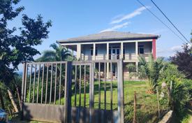 Продается великолепный капитальный дом в поселке Цихисдзири в 16 км от центра Батуми за $200 000