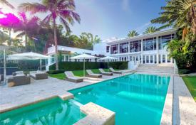 Тропическая вилла с бассейном, спа, гаражом, террасой, садом и видом на океан, Майами-Бич, США за $13 001 000