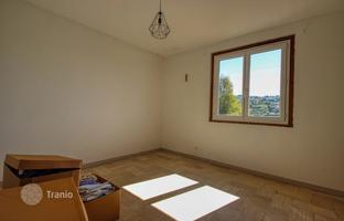 6-комнатная вилла 130 м² в Коломаре за 640 000 €
