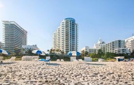 Современная меблированная квартира в шаге от пляжа, Майами-Бич, Флорида, США за $1 300 000
