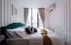1-комнатные апартаменты в кондо в Ваттхане, Таиланд за $217 000