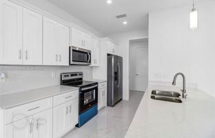 4-комнатный дом 217 м² в Кейп Корале за $405 000