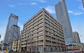 Квартира в Янг-стрит, Торонто, Онтарио,  Канада за C$786 000