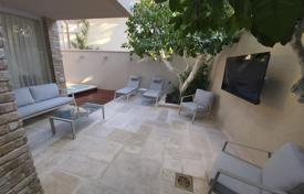 Отремонтированный дом с джакузи и парковкой, Нетания, Израиль за $1 516 000