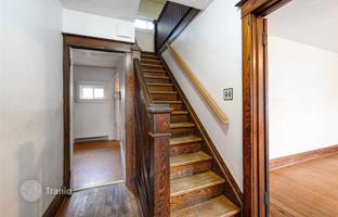 4-комнатный дом в Восточном Йорке за C$2 503 000