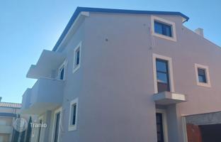 7-комнатный дом 358 м² в Перое за 400 000 €