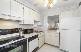 2-комнатная квартира в кондо 111 м² в Севере Палм Бич за $329 000