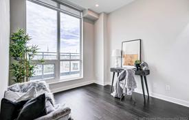 Квартира на Куин-стрит-Запад, Олд Торонто, Торонто,  Онтарио,   Канада за C$1 180 000