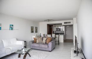 1-комнатная квартира в кондо 83 м² в Бал Харборе за $889 000