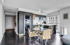 Квартира в Янг-стрит, Торонто, Онтарио,  Канада за C$1 204 000