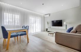 Трехкомнатная квартира под аренду с гарантированной доходностью 4% в Лагуше, Фару, Португалия за 260 000 €