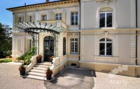 12-комнатный особняк в Каннах, Франция за 30 000 € в неделю