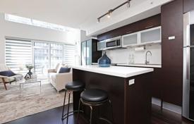 Квартира в Янг-стрит, Торонто, Онтарио,  Канада за C$889 000