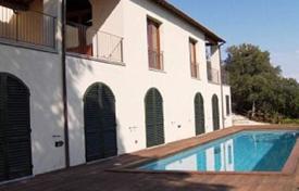Двухэтажная вилла с бассейном в Каполивери, Тоскана, Италия за 1 350 000 €