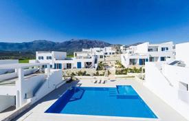 Двухуровневый дом с бассейном рядом с пляжем, Георгиуполис, Ханья, Крит, Греция за 345 000 €
