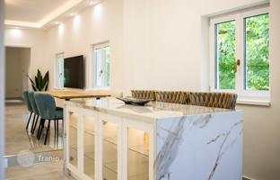 4-комнатная квартира 111 м² в Районе XI (Уйбуде) за 958 000 €