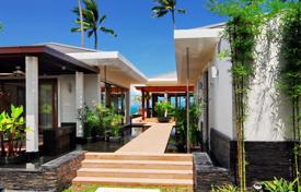 Двухэтажная вилла прямо на берегу моря, Самуи, Сураттхани, Таиланд за $6 600 в неделю