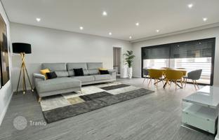 3-комнатная квартира 137 м² в Ольяне за 419 000 €