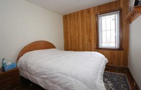 4-комнатный дом в городе в Скарборо, Канада за C$1 119 000