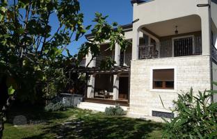 3-комнатный дом 380 м² в Умаге за 990 000 €