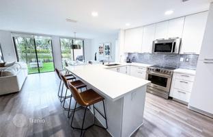 3-комнатный дом 159 м² в Дорале за $659 000