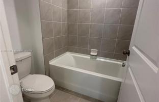 3-комнатный дом в North Fort Myers за $417 000
